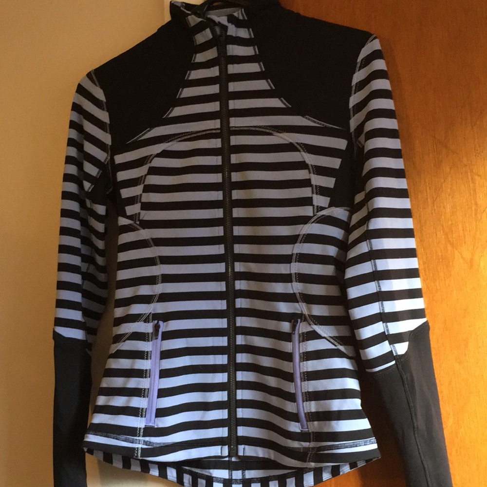 Lululemon black/lavender striped jacket size 4
